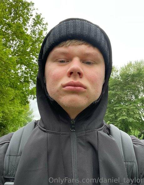 Nacktes geleaktes OnlyFans-Foto von Danieltaylor