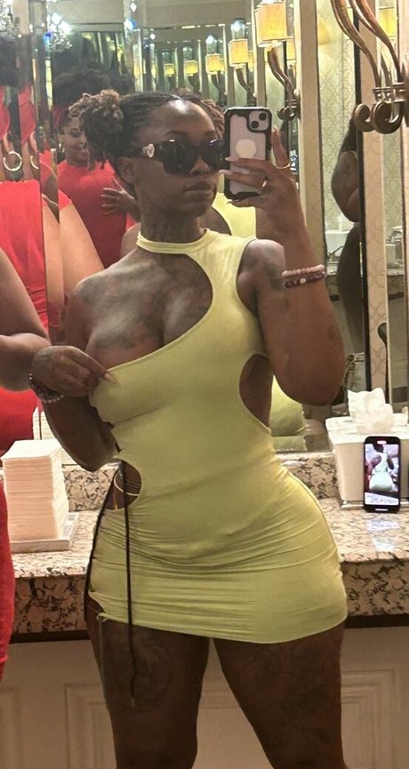 Nacktes geleaktes OnlyFans-Foto von Skoobi3