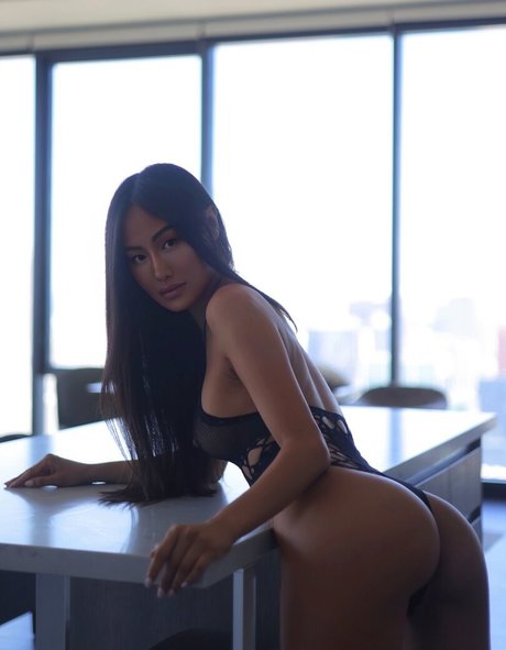 Nacktes geleaktes OnlyFans-Foto von Anachi