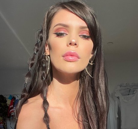 Nacktes geleaktes OnlyFans-Foto von Sabrina Nellie