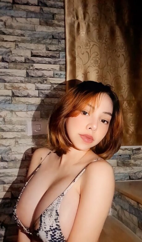 Nacktes geleaktes OnlyFans-Foto von Babyoiler