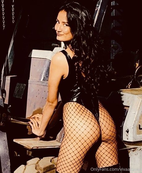 Nacktes geleaktes OnlyFans-Foto von Viva Athena
