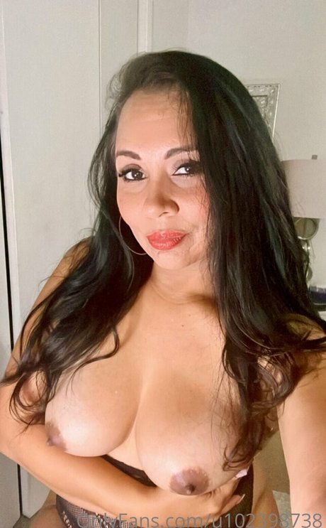 Nacktes geleaktes OnlyFans-Foto von Roielove8831