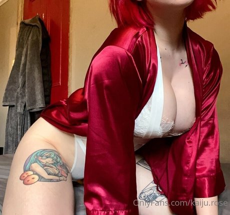 Nacktes geleaktes OnlyFans-Foto von Kaijurose