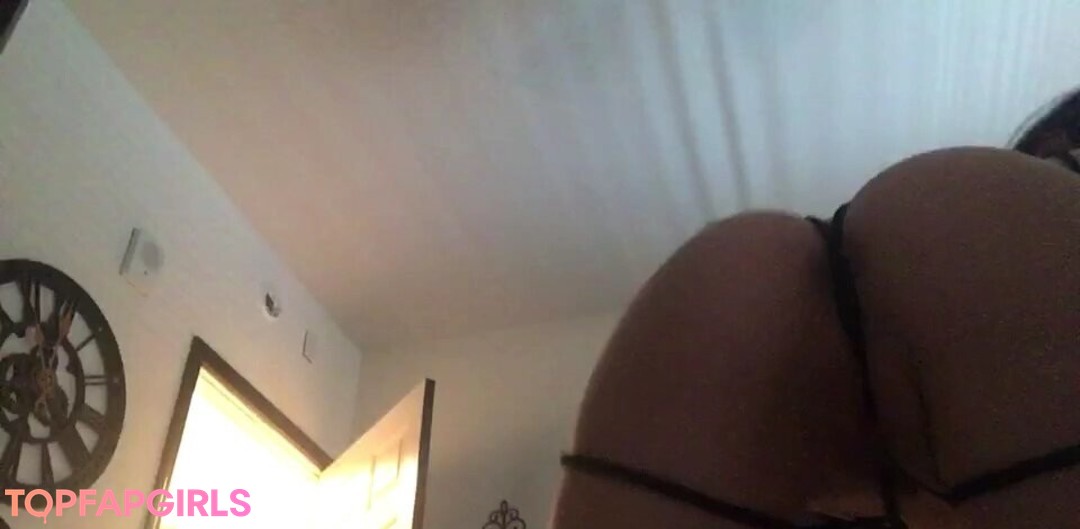 Nacktes geleaktes OnlyFans-Foto von Tessa Fowler #1758