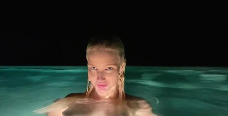 Nacktes geleaktes OnlyFans-Foto von Linsey99