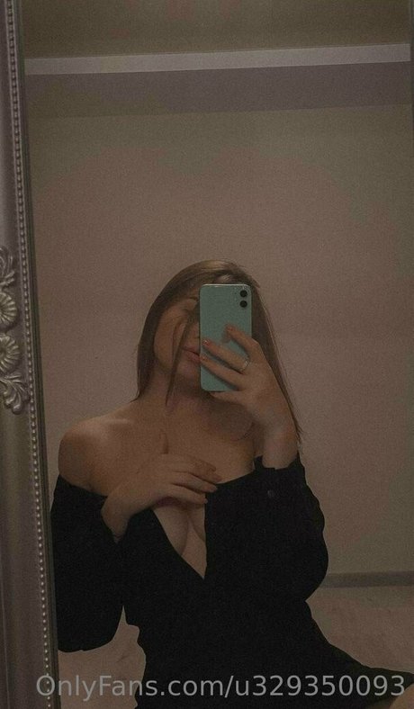 Nacktes geleaktes OnlyFans-Foto von Lilylilylu