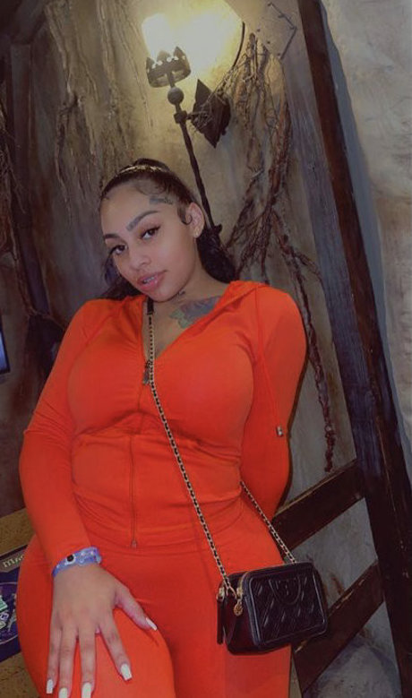 Fineassyonna