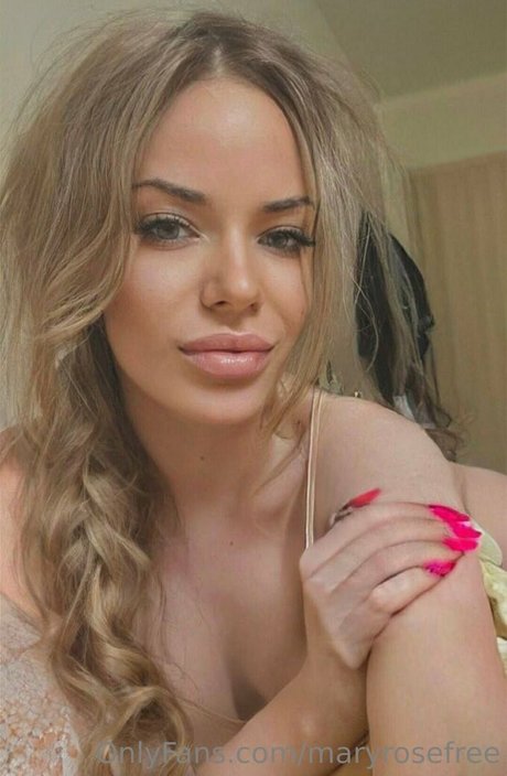 Nacktes geleaktes OnlyFans-Foto von Maryrosefree