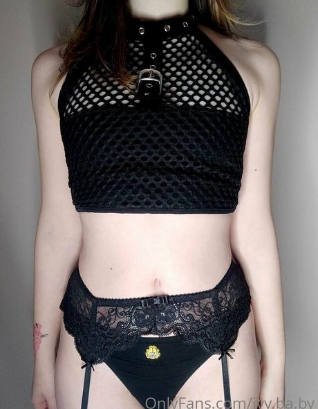 Nacktes geleaktes OnlyFans-Foto von Ivybaby