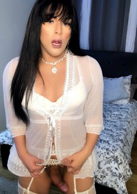 Agatha Moreira