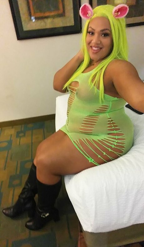Nacktes geleaktes OnlyFans-Foto von Worshipnicolessoles