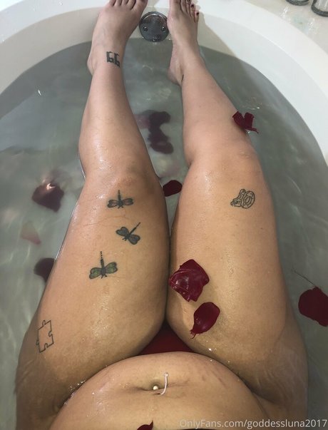 Nacktes geleaktes OnlyFans-Foto von Goddessluna2017
