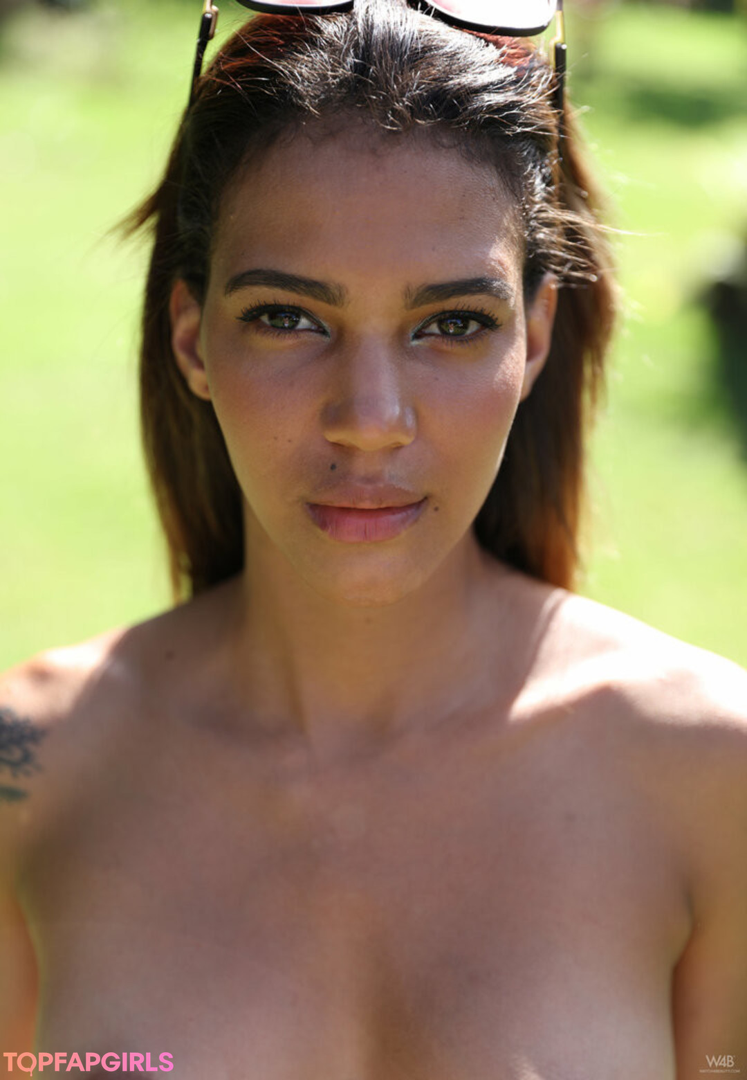 Nacktes geleaktes OnlyFans-Foto von Watch4beauty #1079