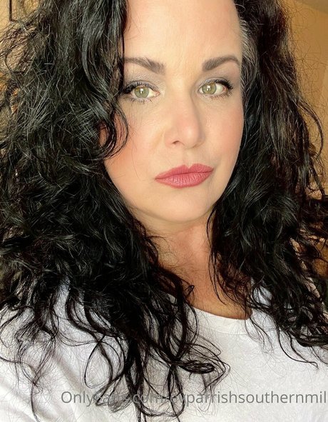 Nacktes geleaktes OnlyFans-Foto von Evparrishsouthernmil