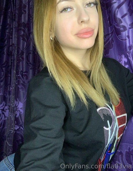 Nacktes geleaktes OnlyFans-Foto von Fla03via