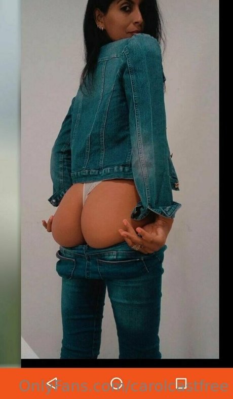Nacktes geleaktes OnlyFans-Foto von Carolcastfree