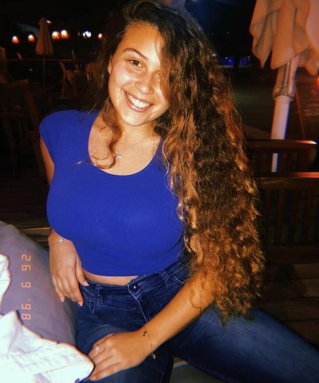 Nacktes geleaktes OnlyFans-Foto von Shelley Rosenfeld