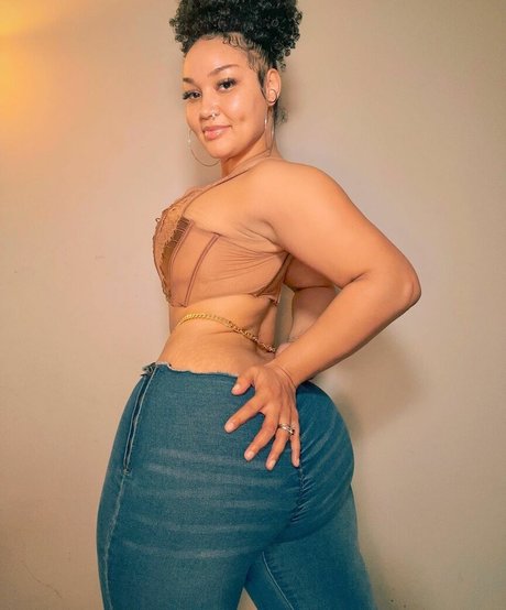 Nacktes geleaktes OnlyFans-Foto von Darla Dimples