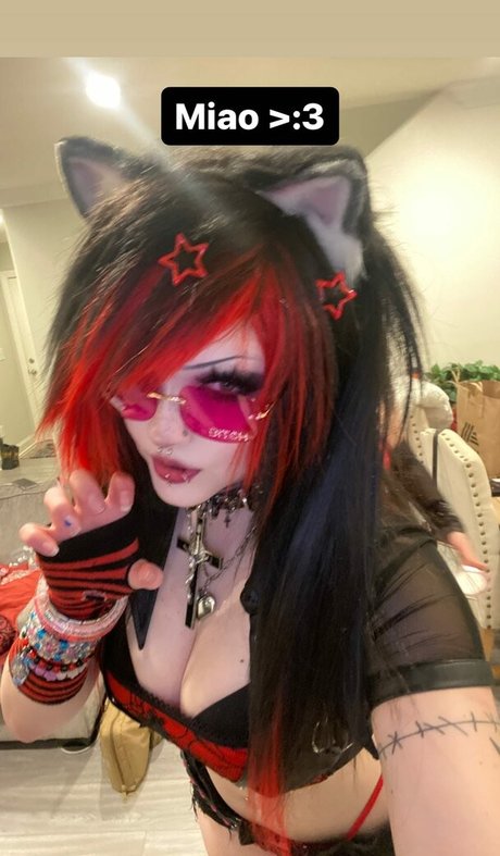 Nacktes geleaktes OnlyFans-Foto von Succubussushi