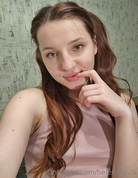 Nacktes geleaktes OnlyFans-Foto von Helen Davis