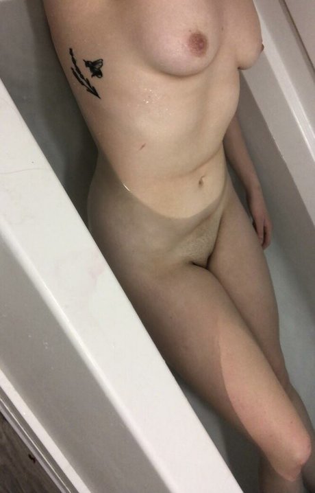 Nacktes geleaktes OnlyFans-Foto von Bambibaby6