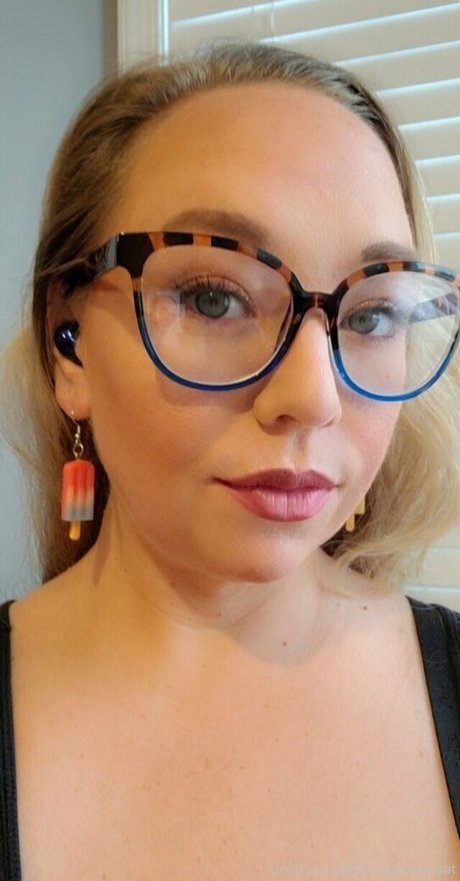 Nacktes geleaktes OnlyFans-Foto von Marymoonkat