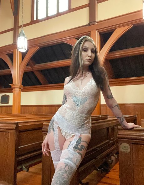 Nacktes geleaktes OnlyFans-Foto von Morgan Adams