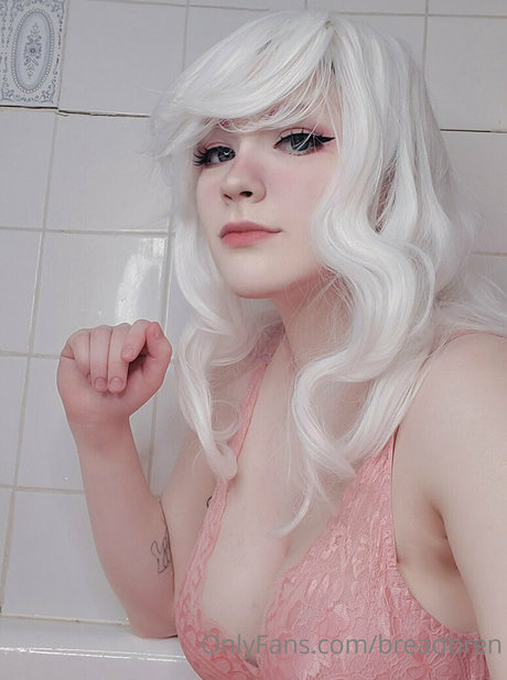 Nacktes geleaktes OnlyFans-Foto von Breadbren