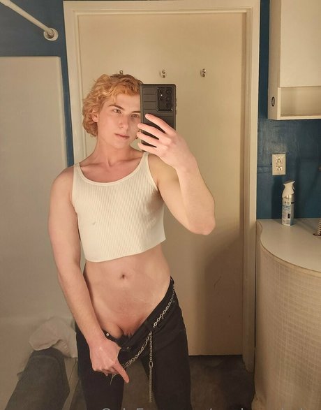 Nacktes geleaktes OnlyFans-Foto von Noahwaybabe