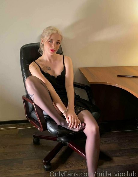 Nacktes geleaktes OnlyFans-Foto von Millavipclub