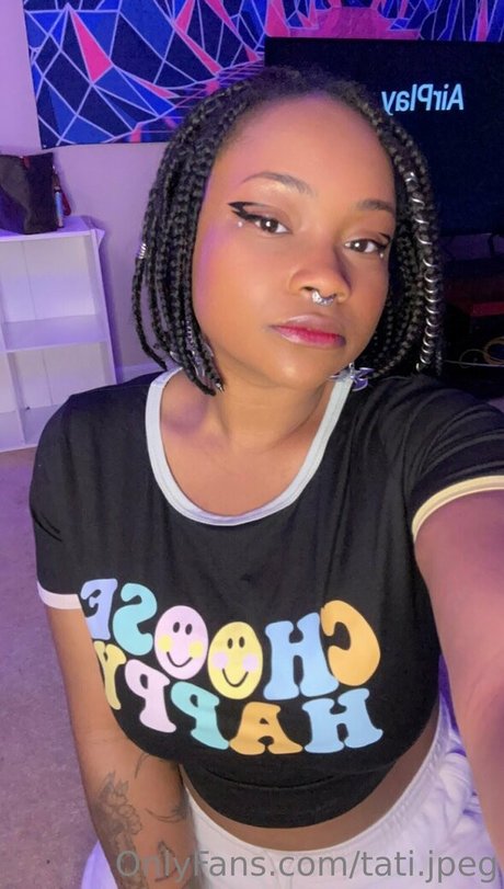 Nacktes geleaktes OnlyFans-Foto von Tatijpeg