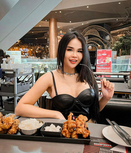Nacktes geleaktes OnlyFans-Foto von Pingthai