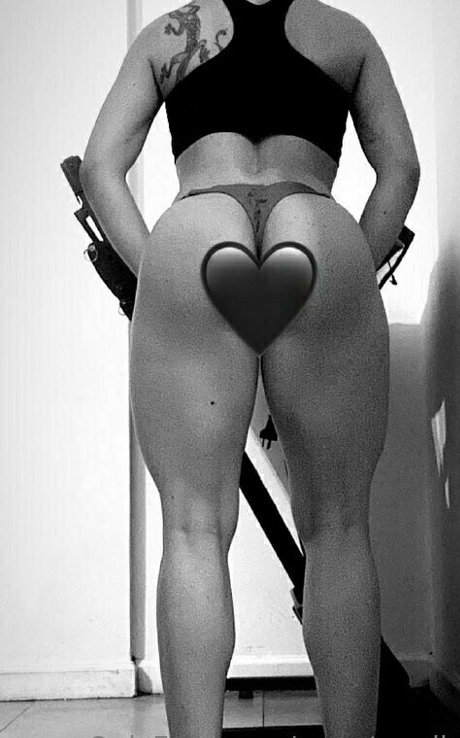 Nacktes geleaktes OnlyFans-Foto von Sweetaveli