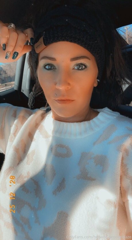 Hotwifebrookeblaze