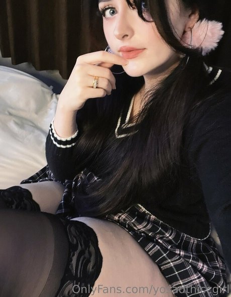 Nacktes geleaktes OnlyFans-Foto von Yosadthiccgirl