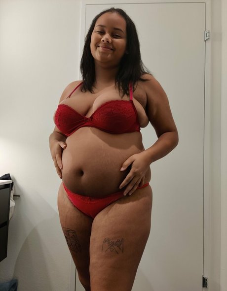 Nacktes geleaktes OnlyFans-Foto von Fattypotchi