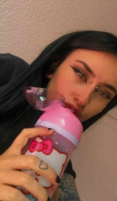 Nacktes geleaktes OnlyFans-Foto von Badkittymia