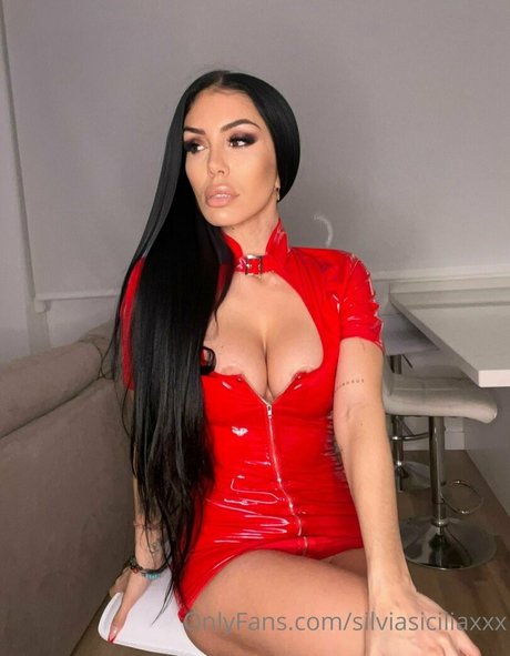 Nacktes geleaktes OnlyFans-Foto von Silviasiciliaxxx