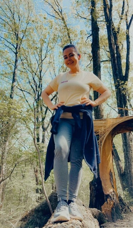 Nacktes geleaktes OnlyFans-Foto von Lovegiantess