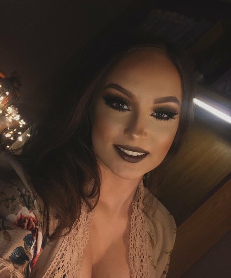Brunetteheadbaddie