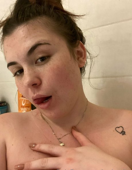 Nacktes geleaktes OnlyFans-Foto von Leabonita