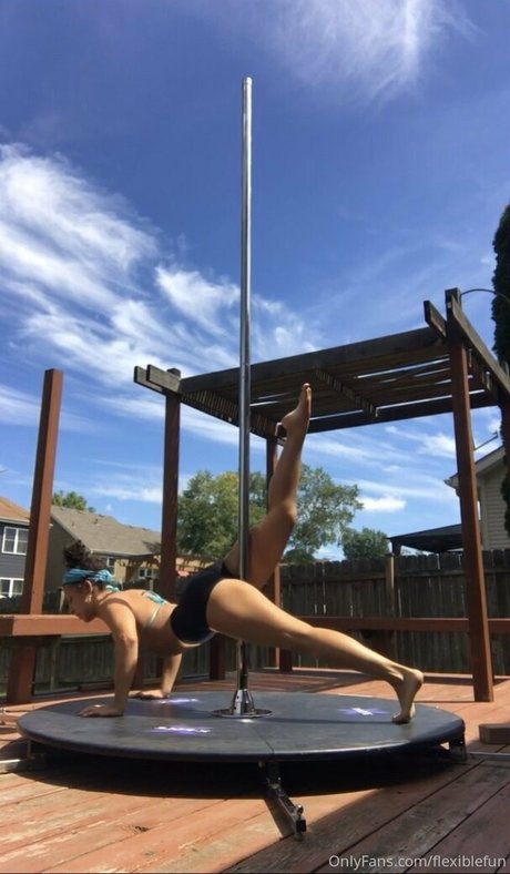 Nacktes geleaktes OnlyFans-Foto von Flexiblefun