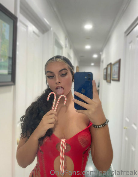 Nacktes geleaktes OnlyFans-Foto von Parislafreak