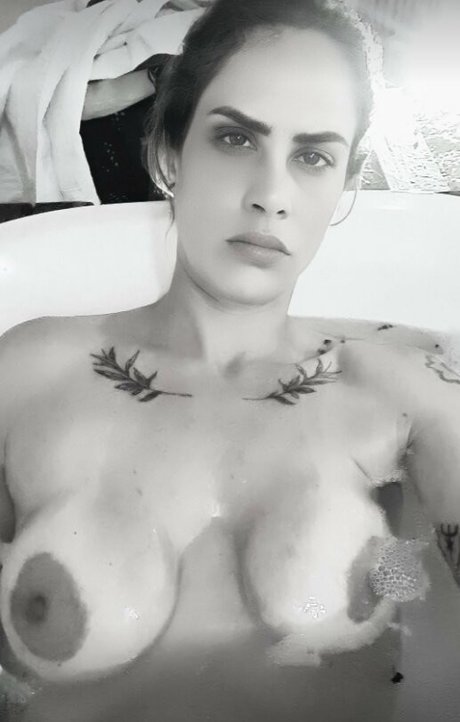 Nacktes geleaktes OnlyFans-Foto von Aritana Maroni