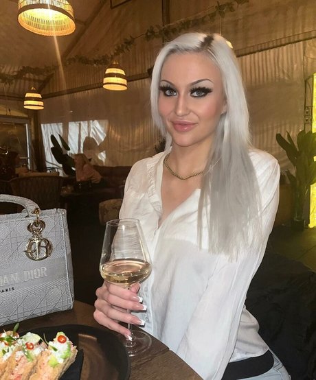 Nacktes geleaktes OnlyFans-Foto von Tawneycavannixoox