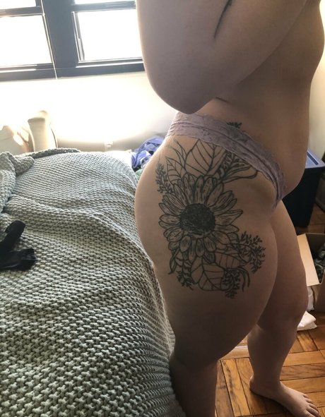 Nacktes geleaktes OnlyFans-Foto von Lexilove81