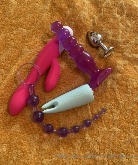 Nacktes geleaktes OnlyFans-Foto von Dirtydollyrose