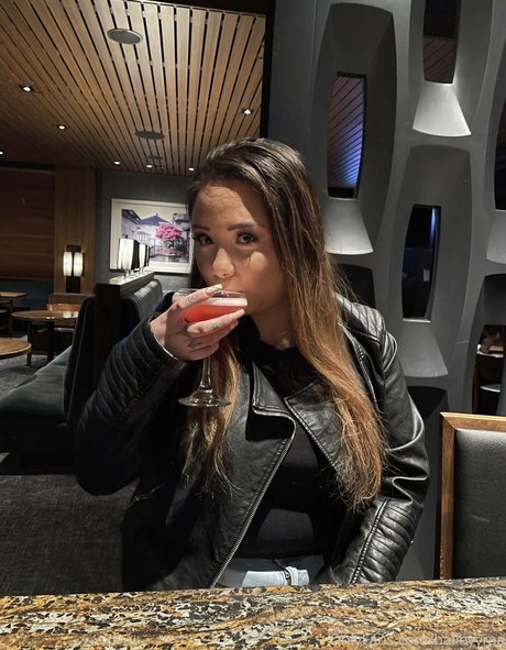Nacktes geleaktes OnlyFans-Foto von Haileyyrae
