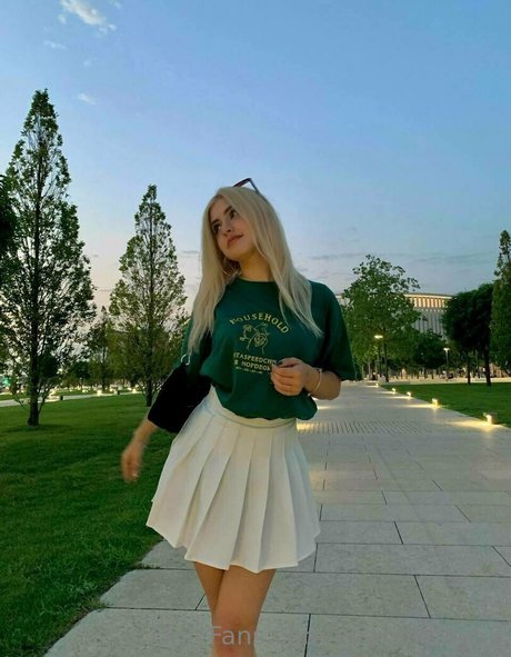 Nacktes geleaktes OnlyFans-Foto von Evaholiday69